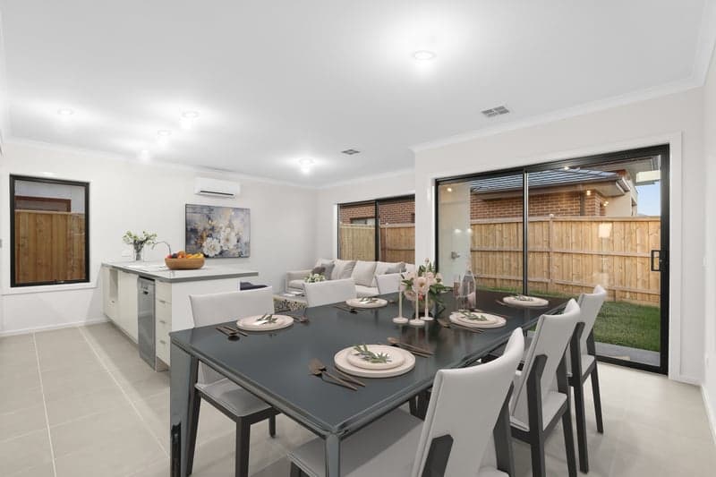 20 Tyler Crescent, Abbotsford - Thumbnail 2