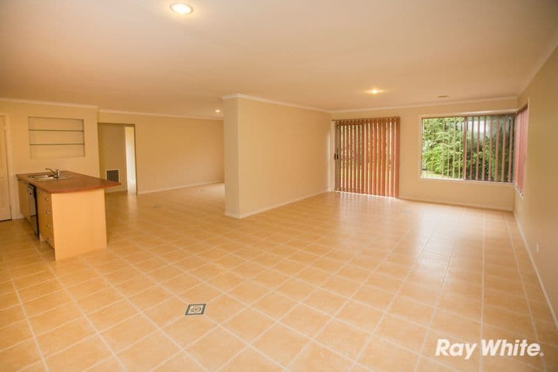 10 Park Boulevard, PAKENHAM VIC 3810, Pakenham - Thumbnail 5