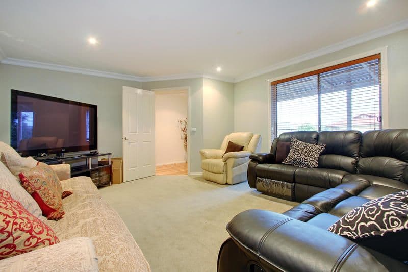 18 Eskdale Court, MORNINGTON VIC 3931, Mornington - Thumbnail 4