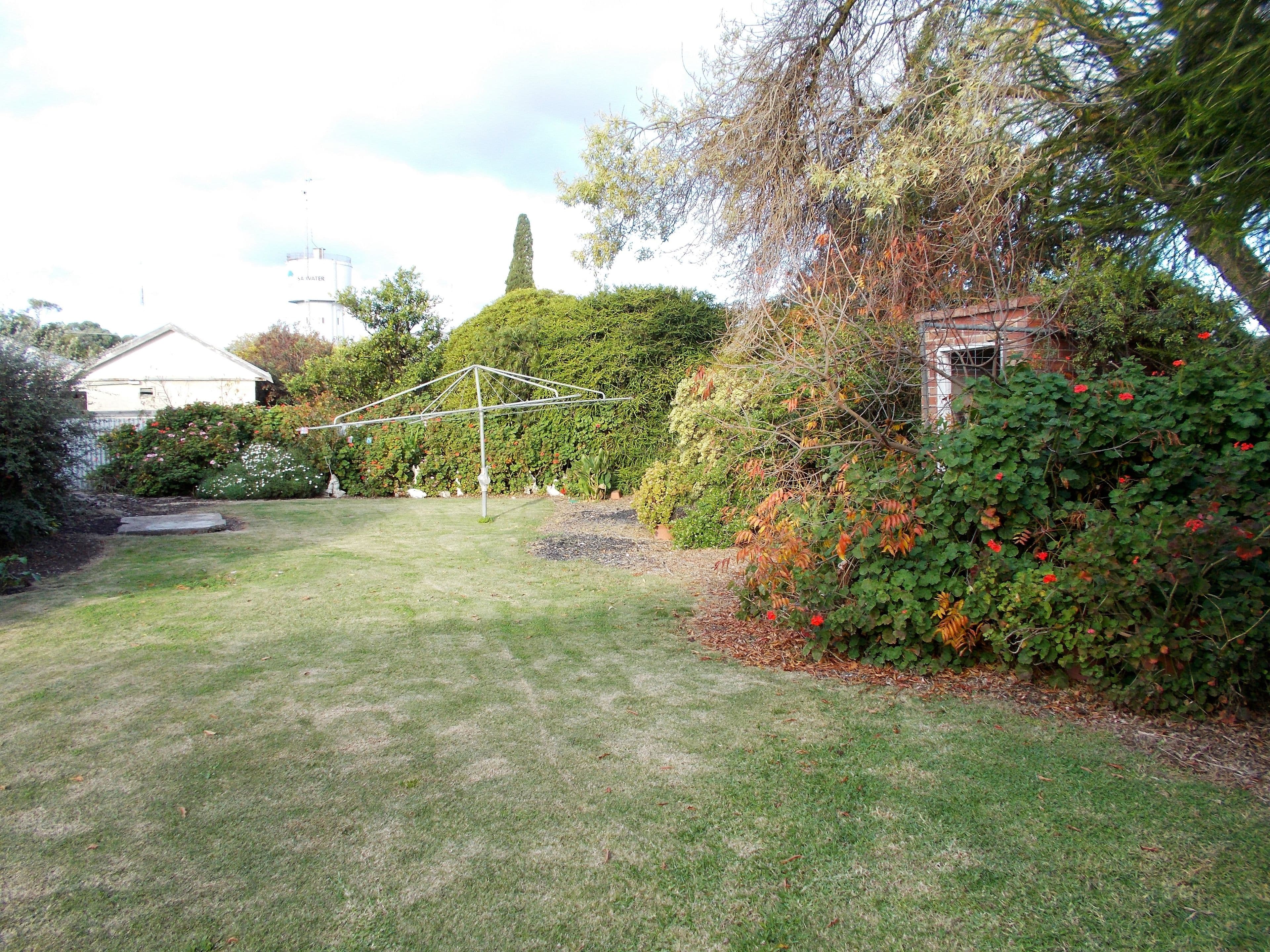 16 Patterson Street, Bordertown SA 5268, Bordertown - Thumbnail 7