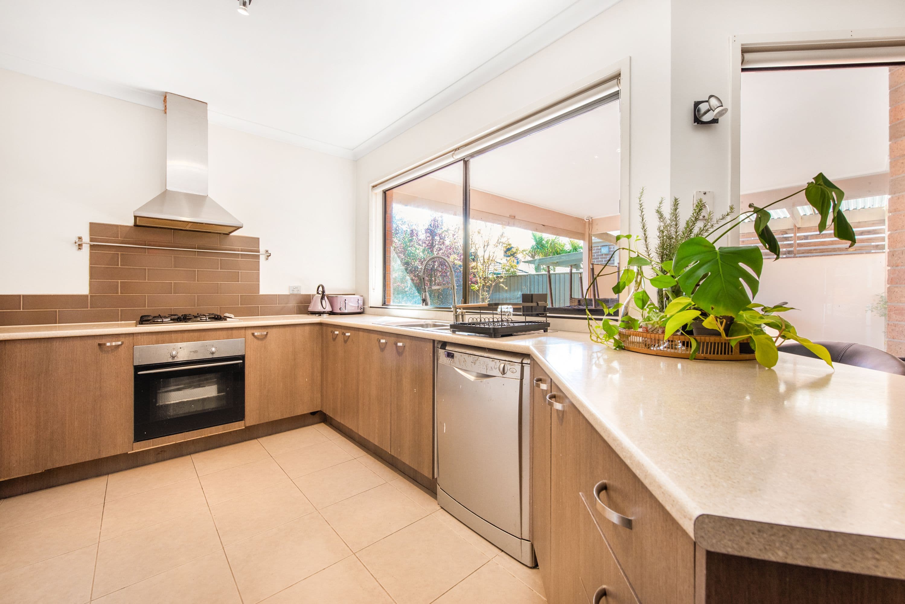 10 Veitch Court, Pakenham VIC 3810, Pakenham - Thumbnail 3