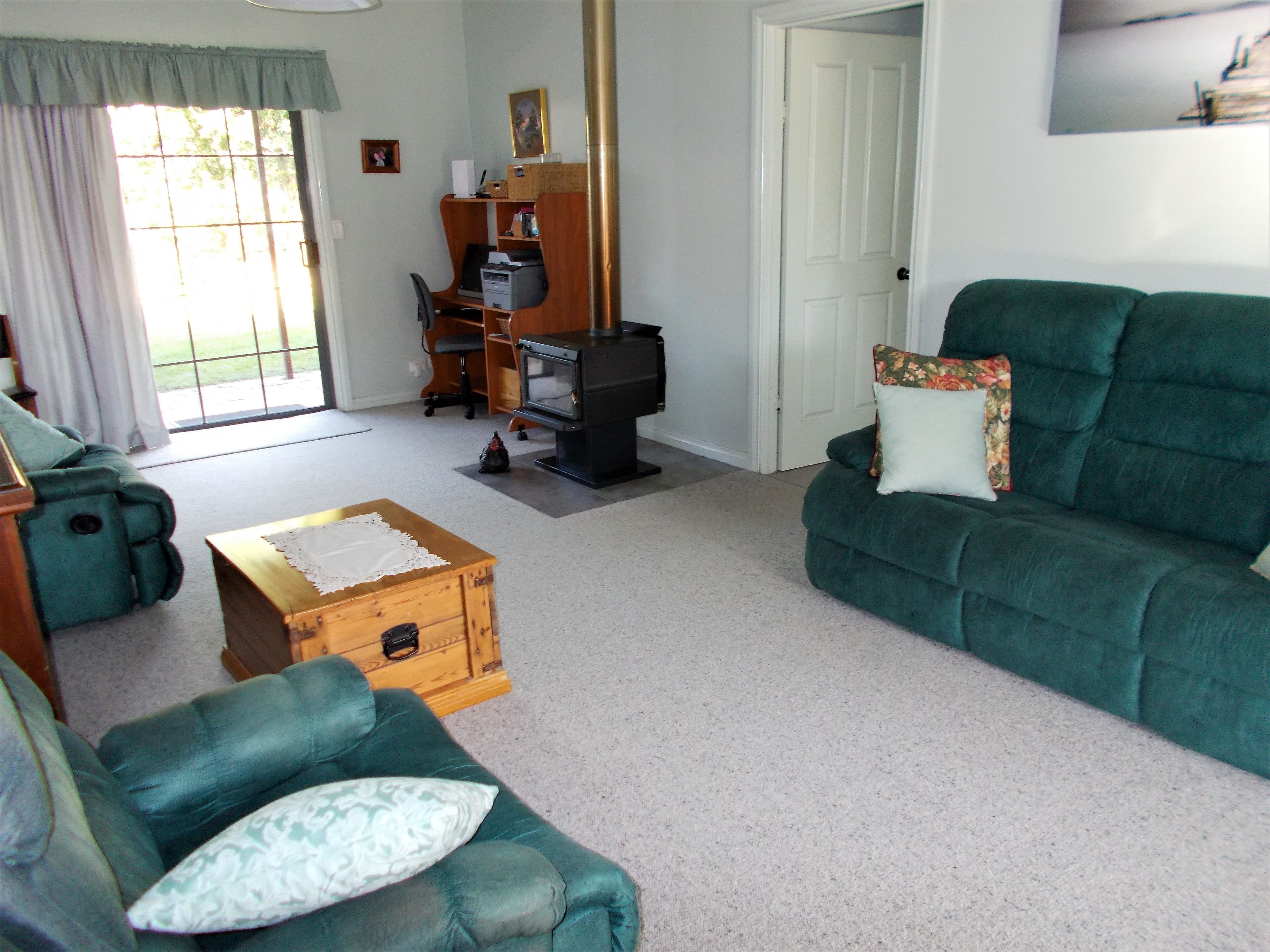 10 Smith Avenue, Bordertown SA 5268, Bordertown - Thumbnail 2