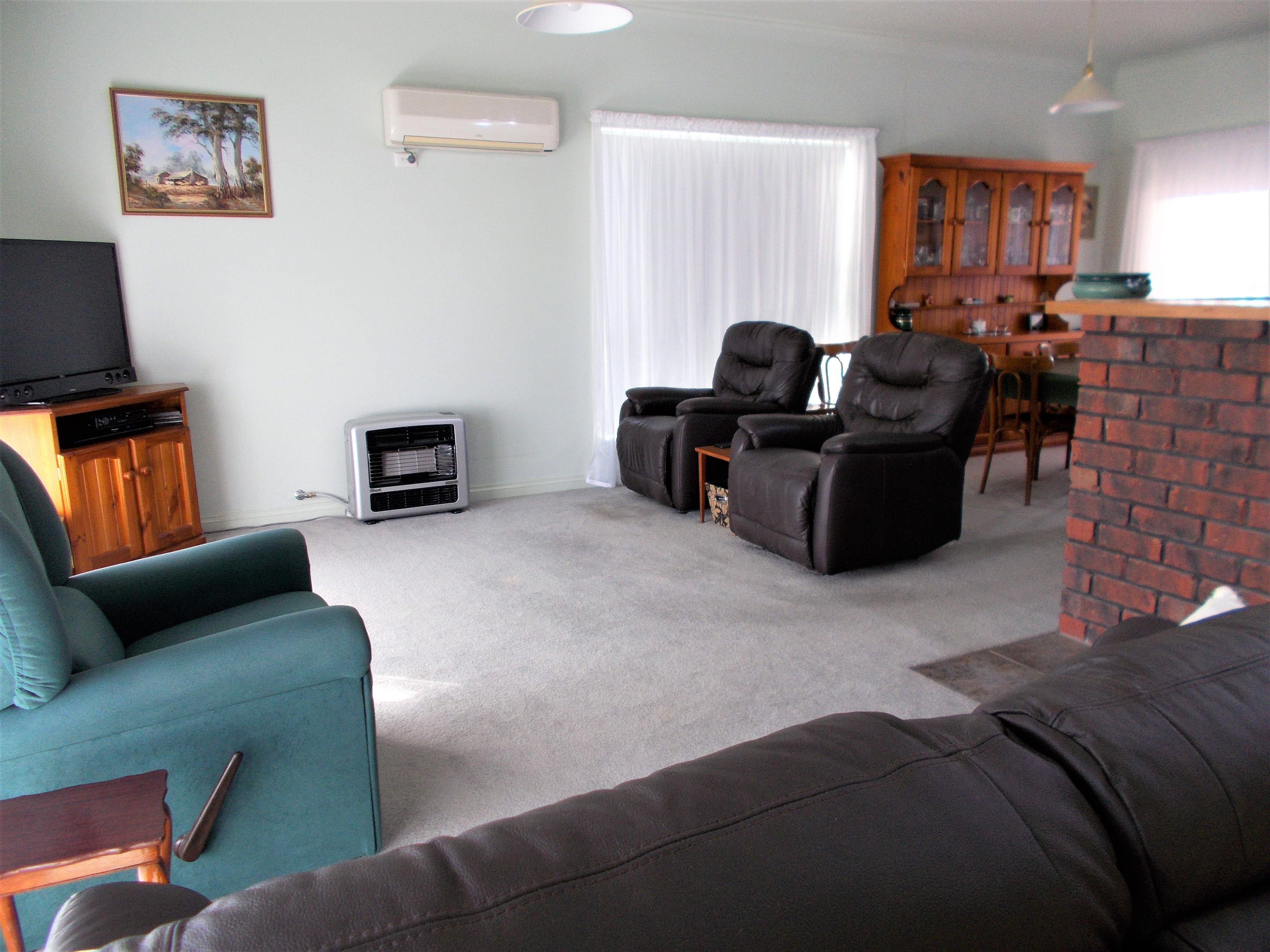 10 Smith Avenue, Bordertown SA 5268, Bordertown - Thumbnail 5