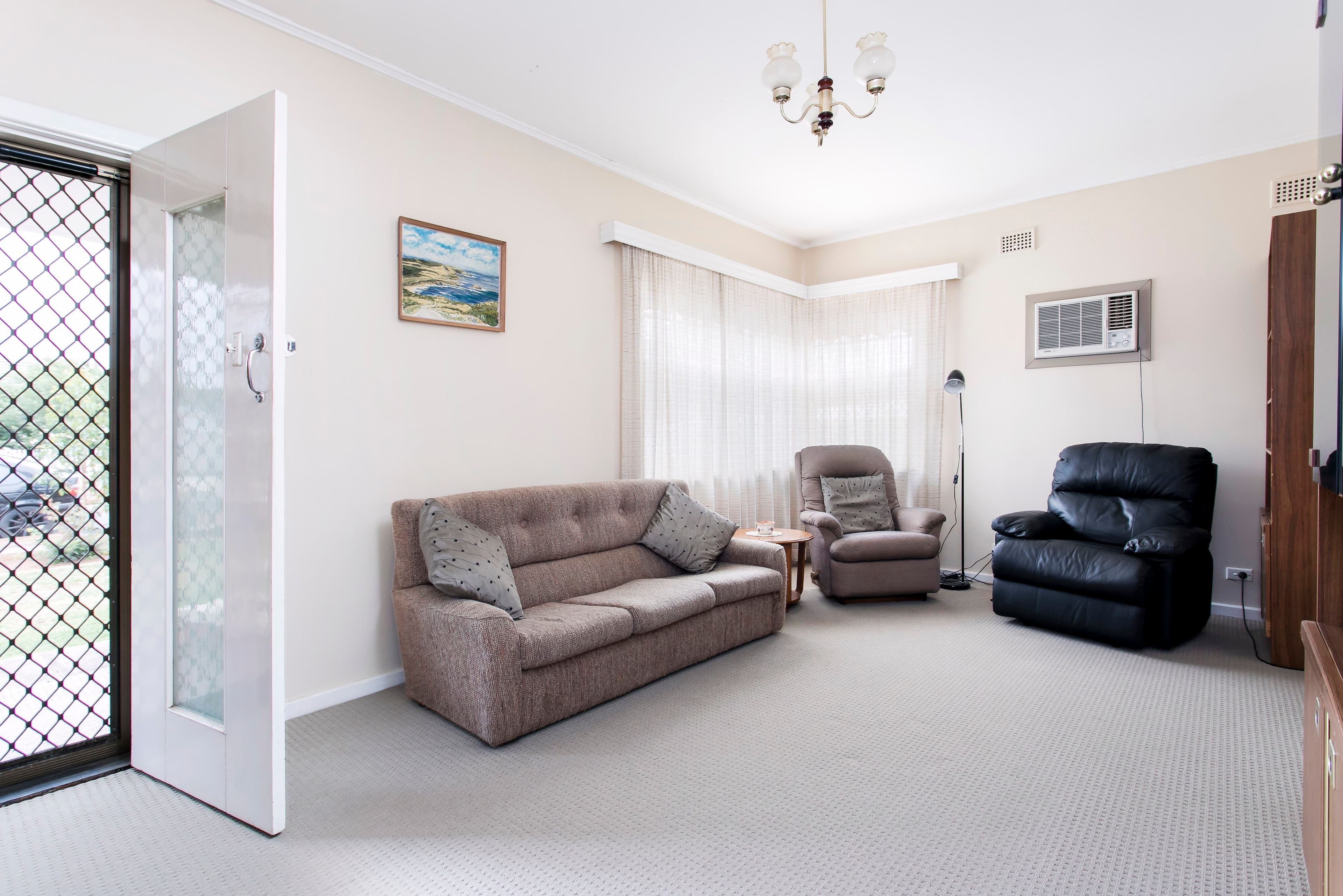 28 Johnstone Road, Oaklands Park SA 5046, Oaklands Park - Thumbnail 2