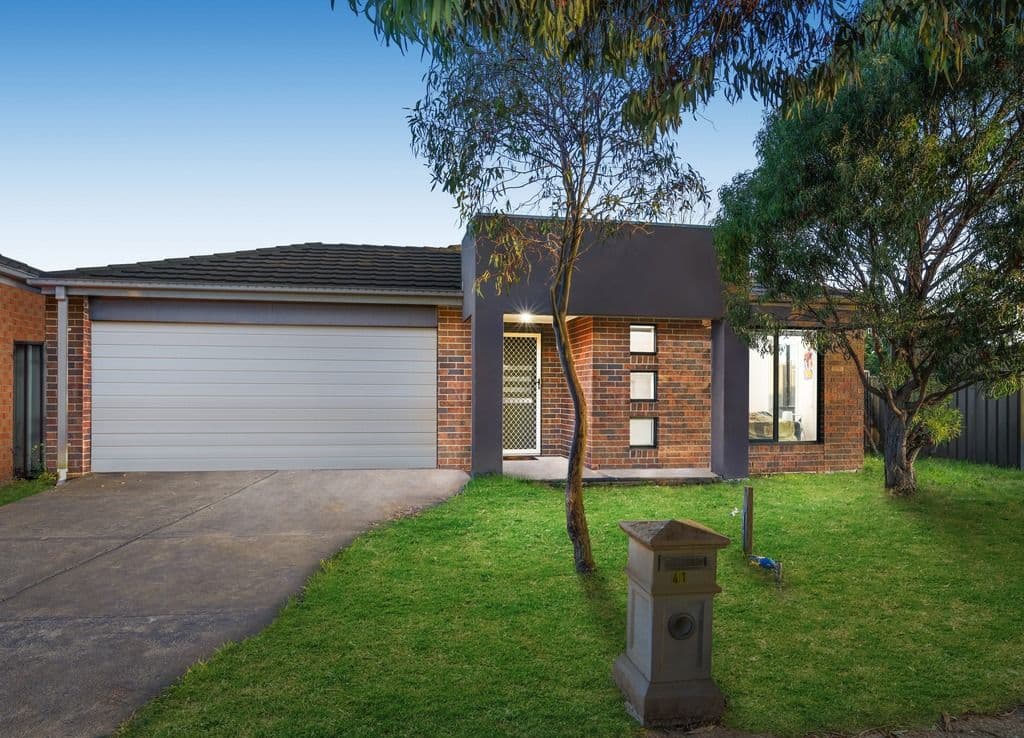 41 Orlando Drive, Truganina VIC 3029, Truganina - Thumbnail 2
