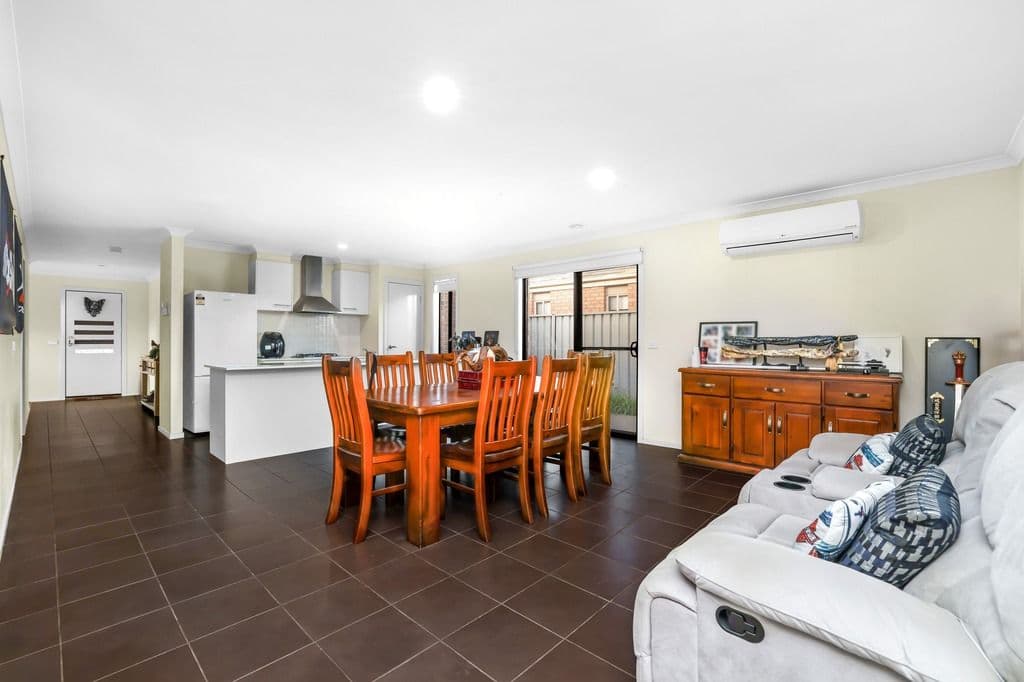 41 Orlando Drive, Truganina VIC 3029, Truganina - Thumbnail 5