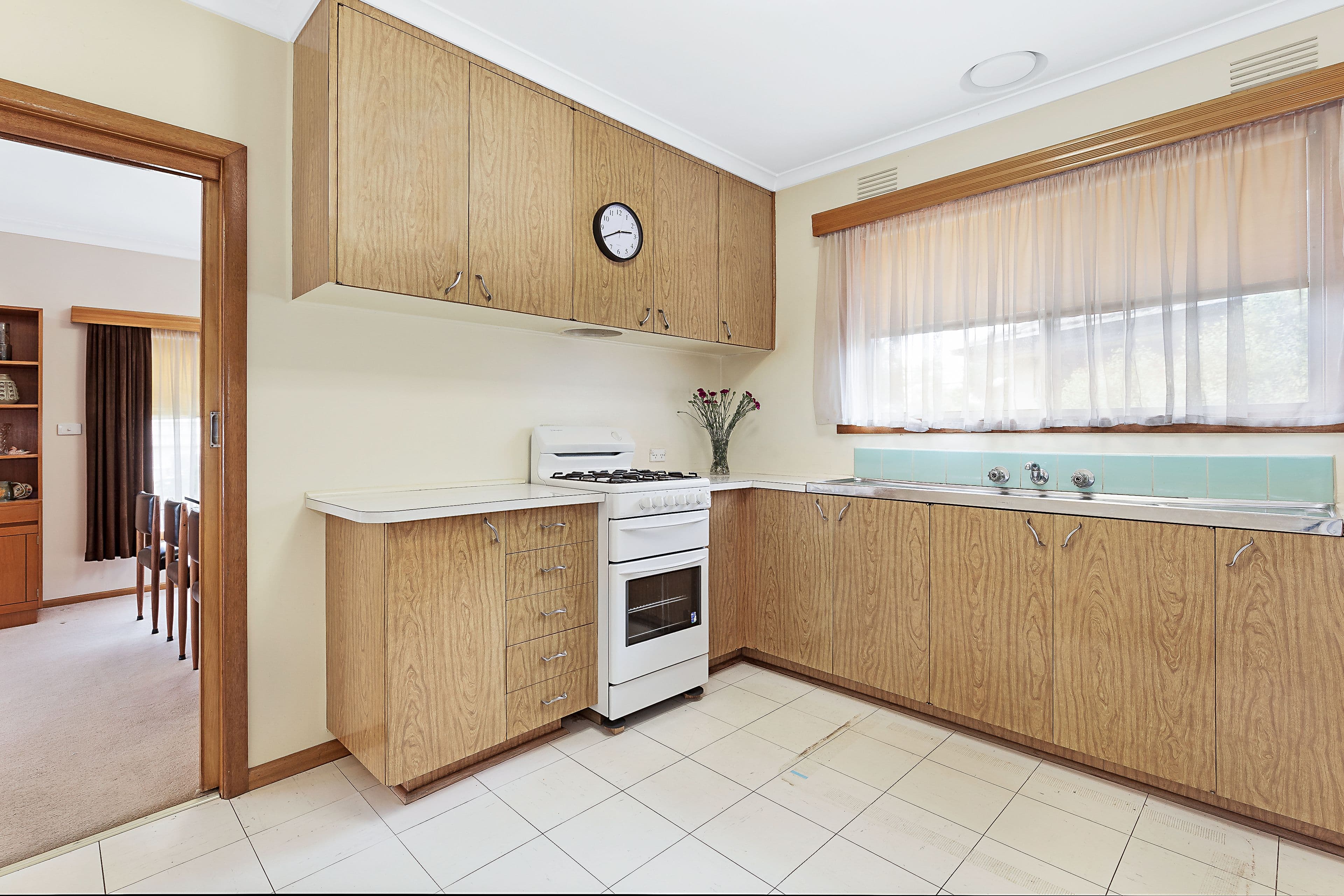 14 Owens Avenue, Glen Waverley VIC 3150, Glen Waverley - Thumbnail 5
