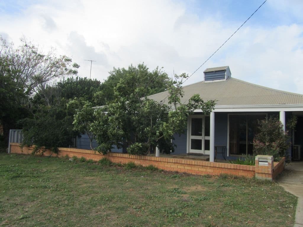 3 Grant Street, BEACHLANDS WA 6530, Beachlands - Thumbnail 2