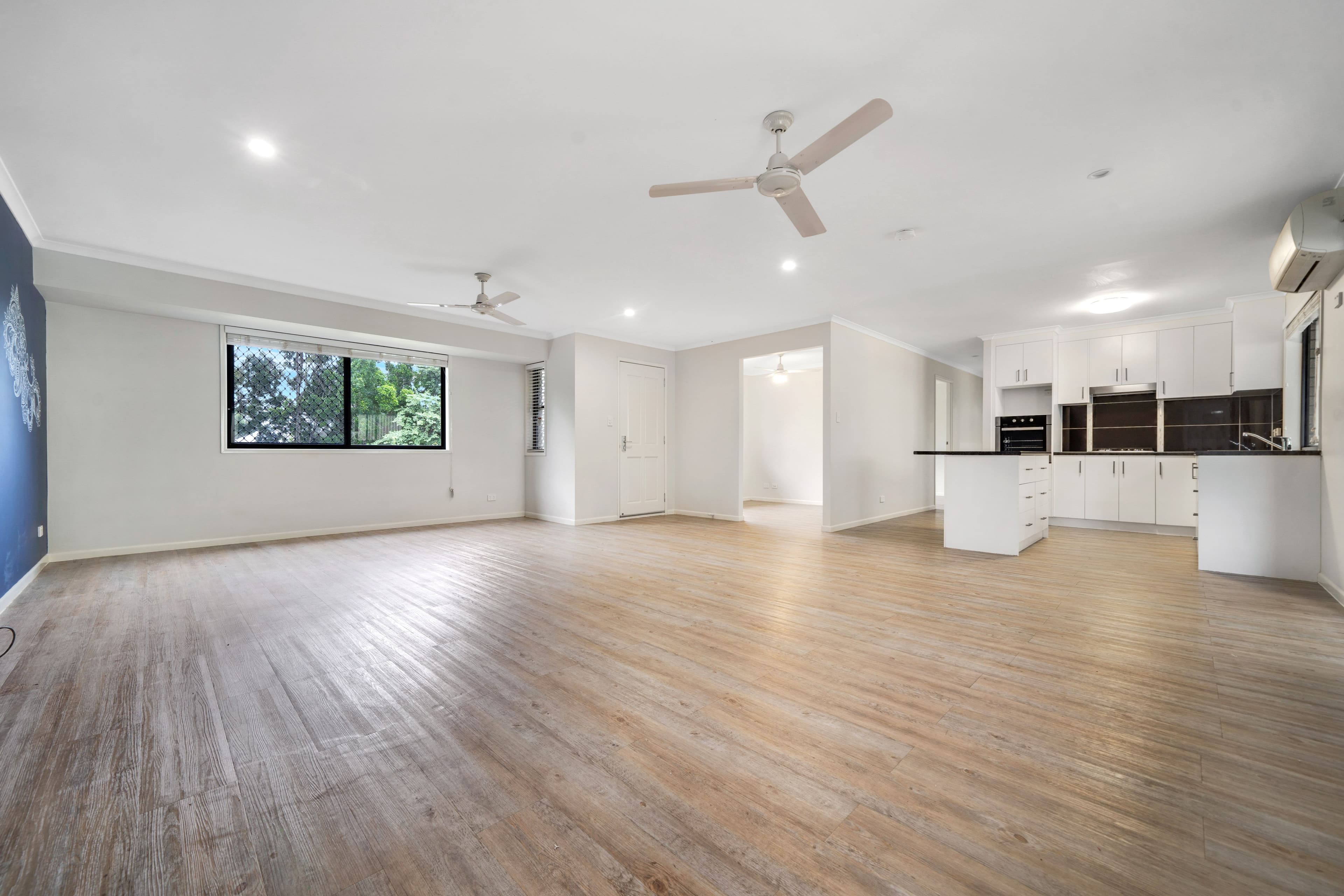 13 Loane Drive, Edens Landing QLD 4207, Edens Landing - Thumbnail 7
