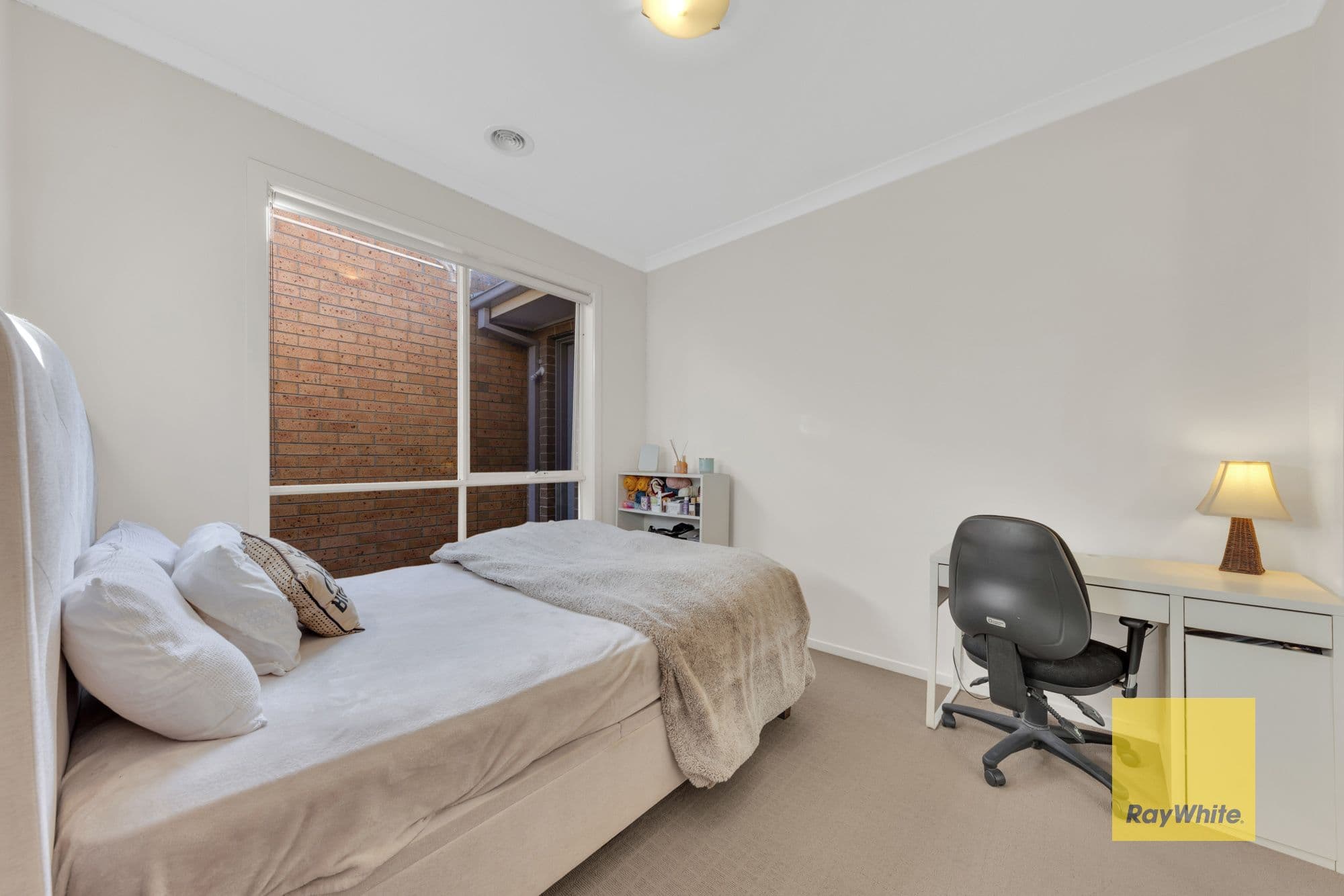 6 Trident Court, Sanctuary Lakes VIC 3030, Sanctuary Lakes - Thumbnail 8