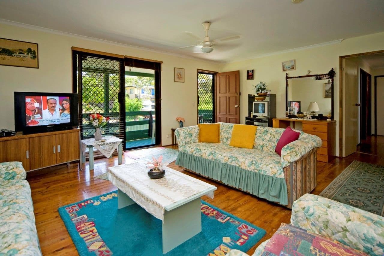 3 Blanford Street, Arundel QLD 4214, Arundel - Thumbnail 2