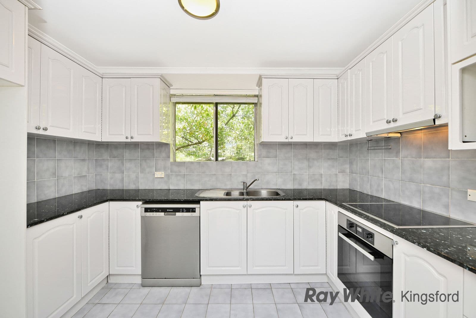 28 Addison Street, Kensington NSW 2033, Kensington - Thumbnail 2