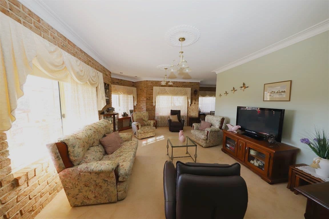 10 Royden Close, Batlow NSW 2730, Batlow - Thumbnail 5