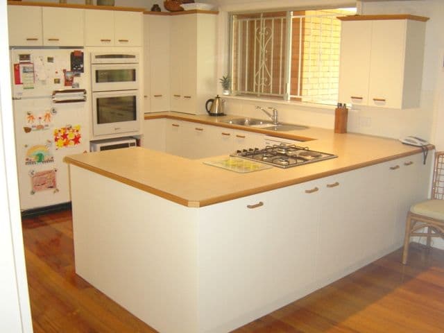 24  Hazelmere Parade, SHERWOOD QLD 4075, Sherwood - Thumbnail 3
