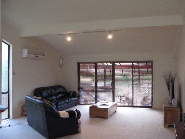 3 Linnet Close, MOUNT HUTTON NSW 2290, Mount Hutton - Thumbnail 2