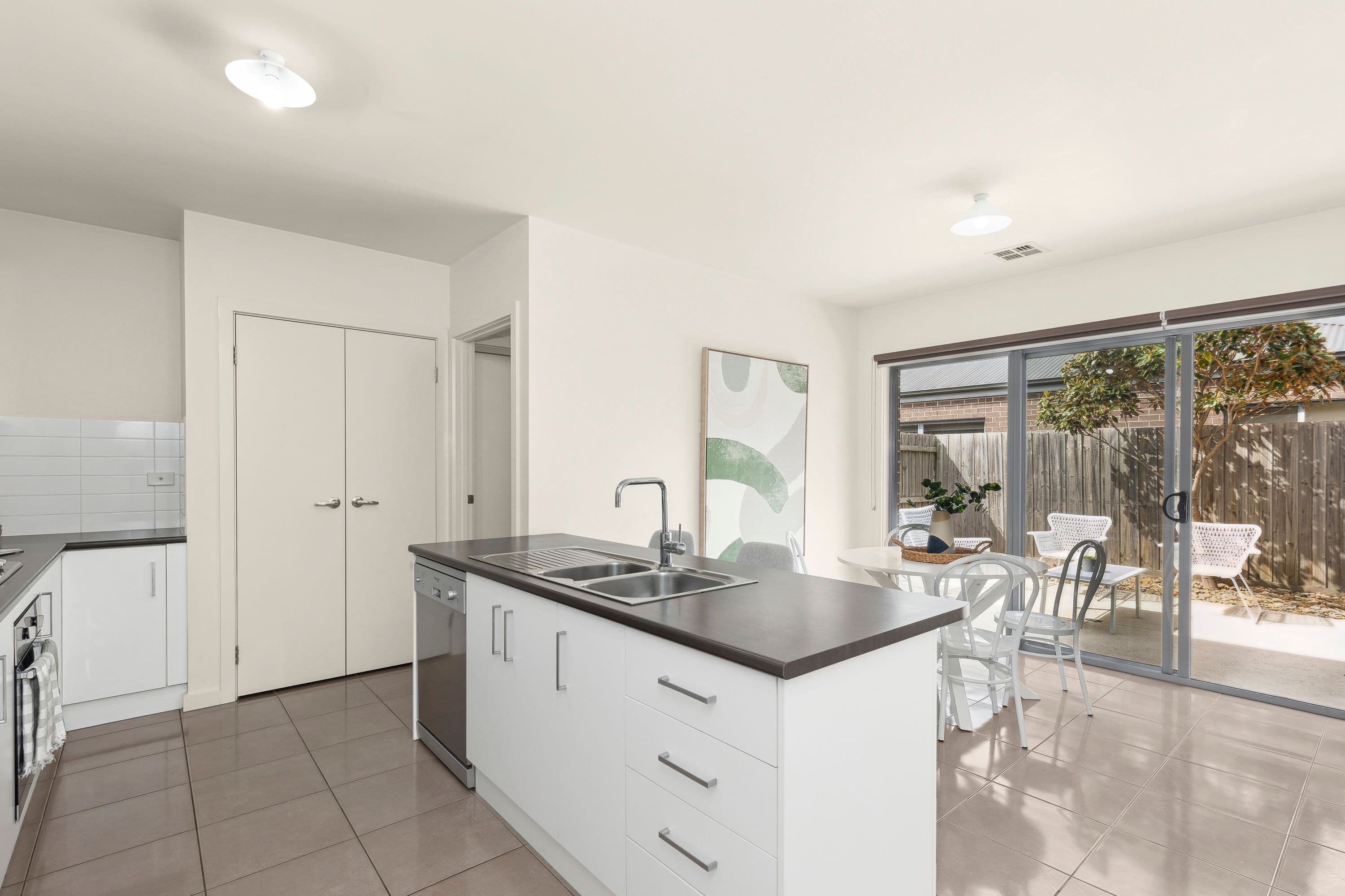 5 Plover Street, Lara VIC 3212, Lara - Thumbnail 3
