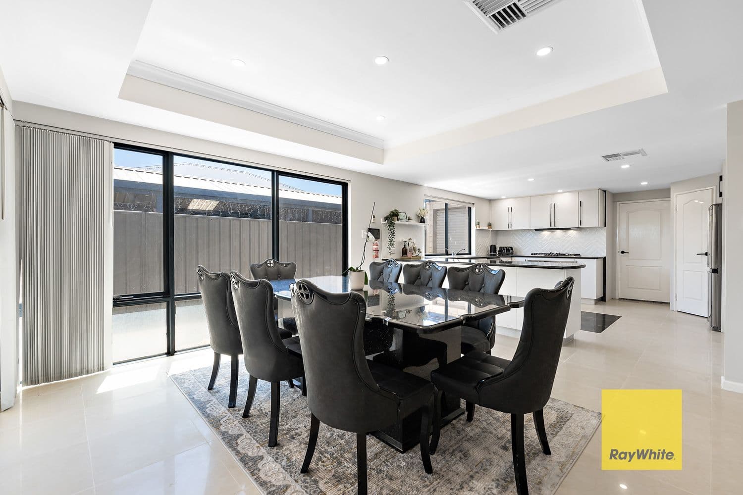 165 Yale Road, Thornlie WA 6108, Thornlie - Thumbnail 2