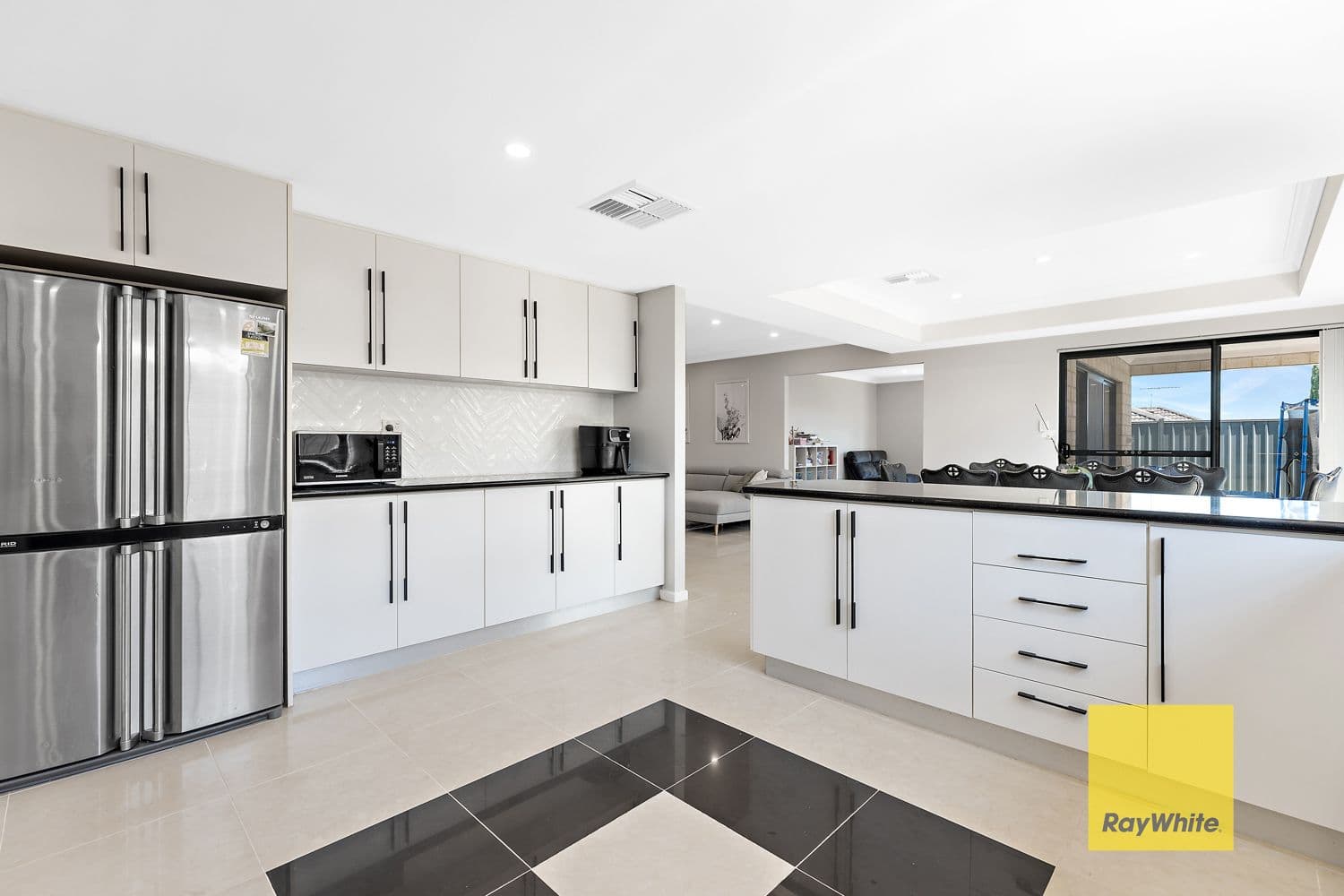 165 Yale Road, Thornlie WA 6108, Thornlie - Thumbnail 4