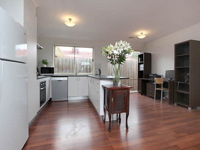 21 Kingsley Avenue, Point Cook - Thumbnail 3