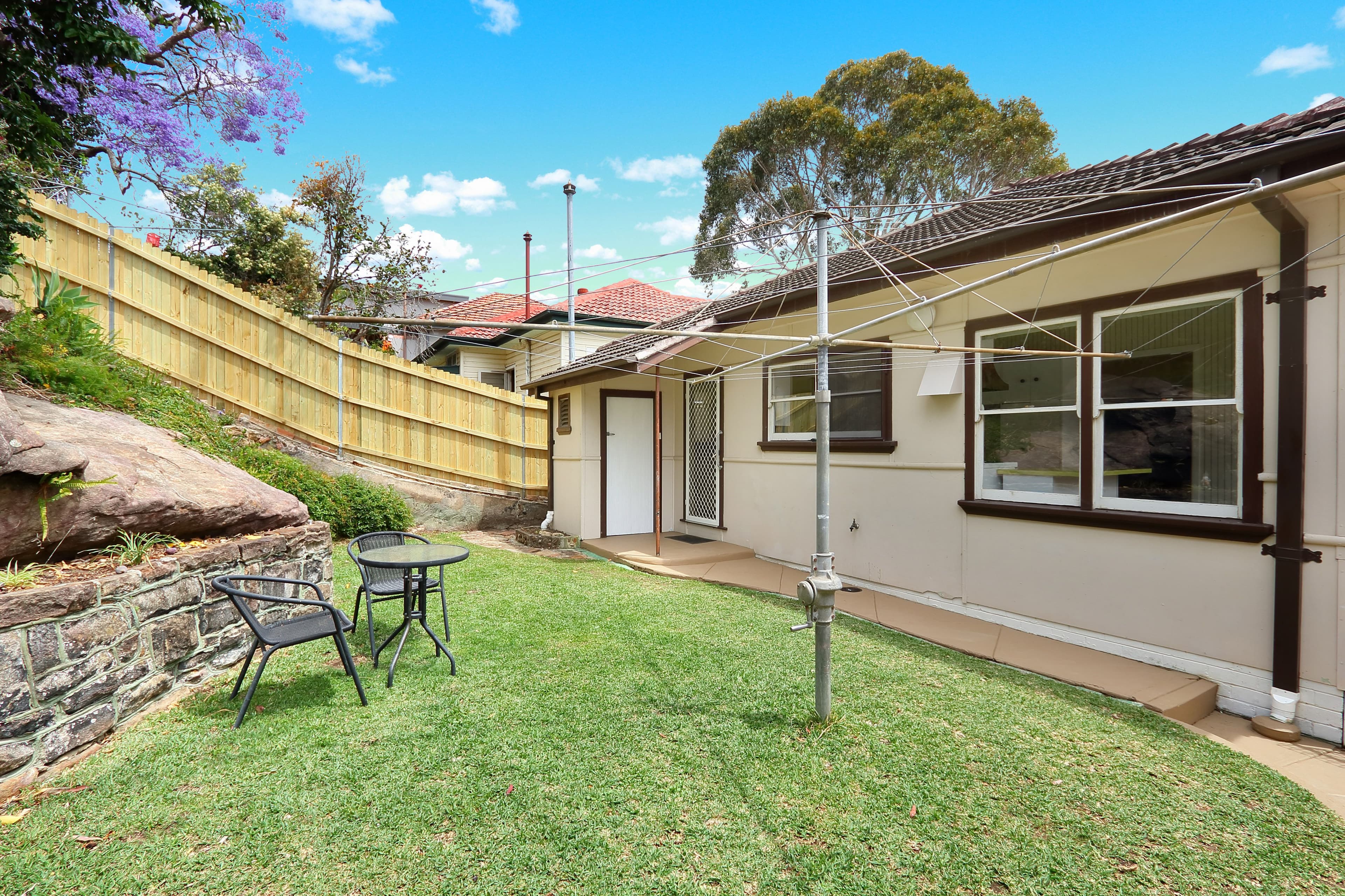 19 Ballantyne Road, Mortdale - Thumbnail 2