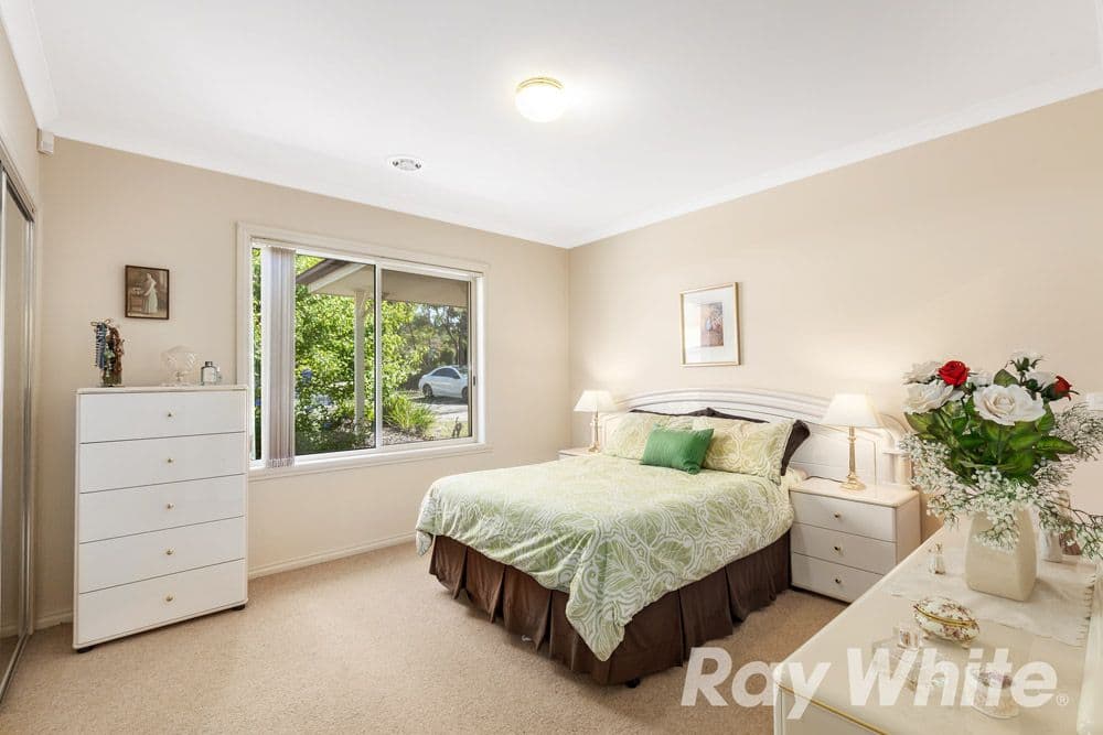 110 St Helena Road, Greensborough VIC 3088, Greensborough - Thumbnail 5