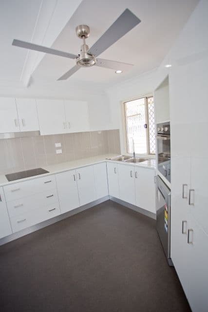 Unit 5, 24 Kerr Street, MEIKLEVILLE HILL QLD 4703, Meikleville Hill - Thumbnail 3