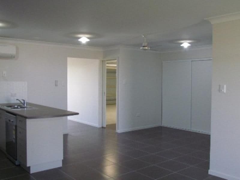 76 Canecutters Drive, Ooralea QLD 4740, Ooralea - Thumbnail 8