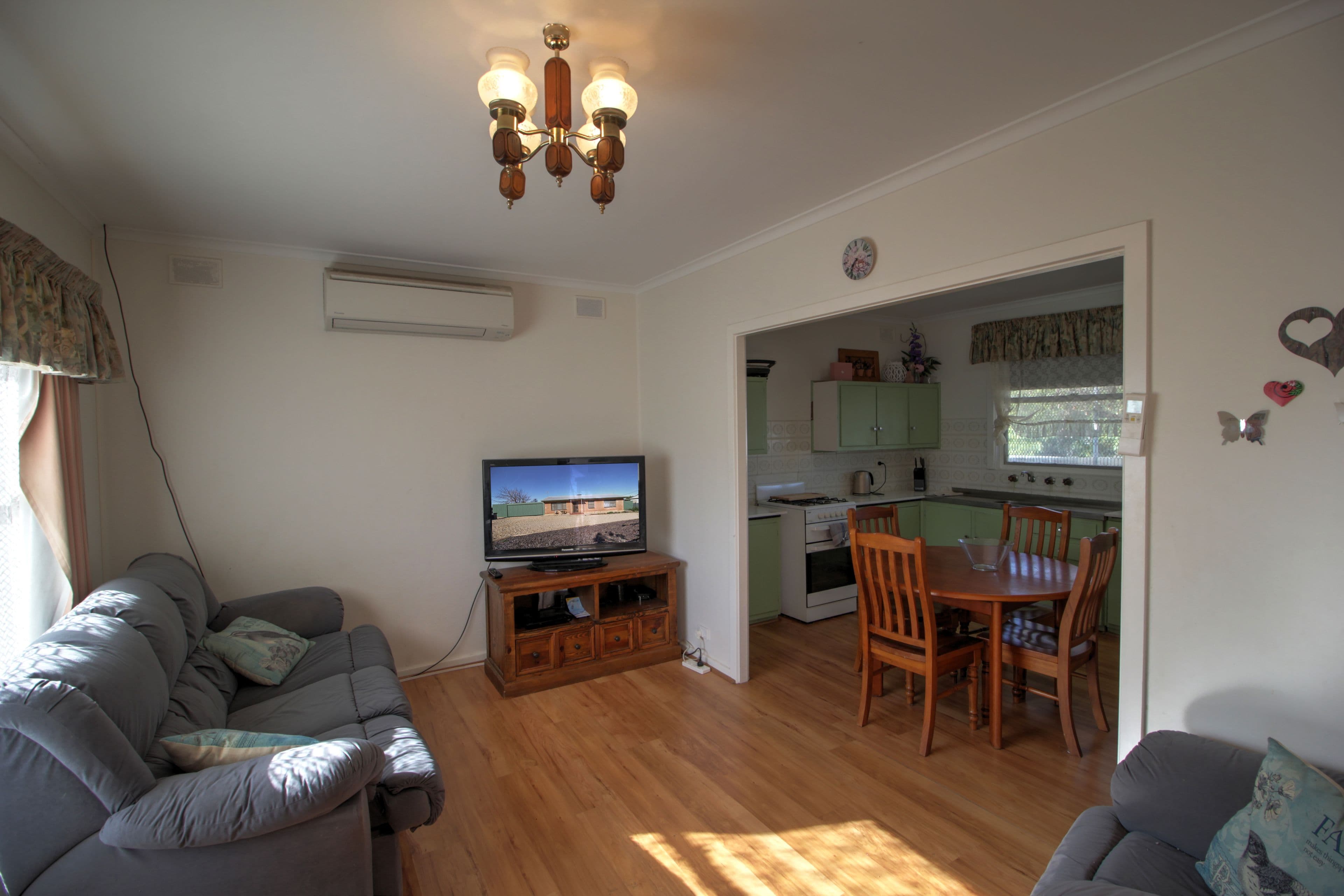 2 Roberts Street, Berri SA 5343, Berri - Thumbnail 2