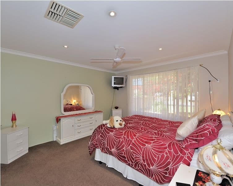 12  Silkwood Way, BEECHBORO WA 6063, Beechboro - Thumbnail 4