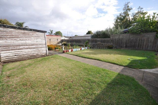 52 Balliang Street, SOUTH GEELONG VIC 3220, Bowral - Thumbnail 6