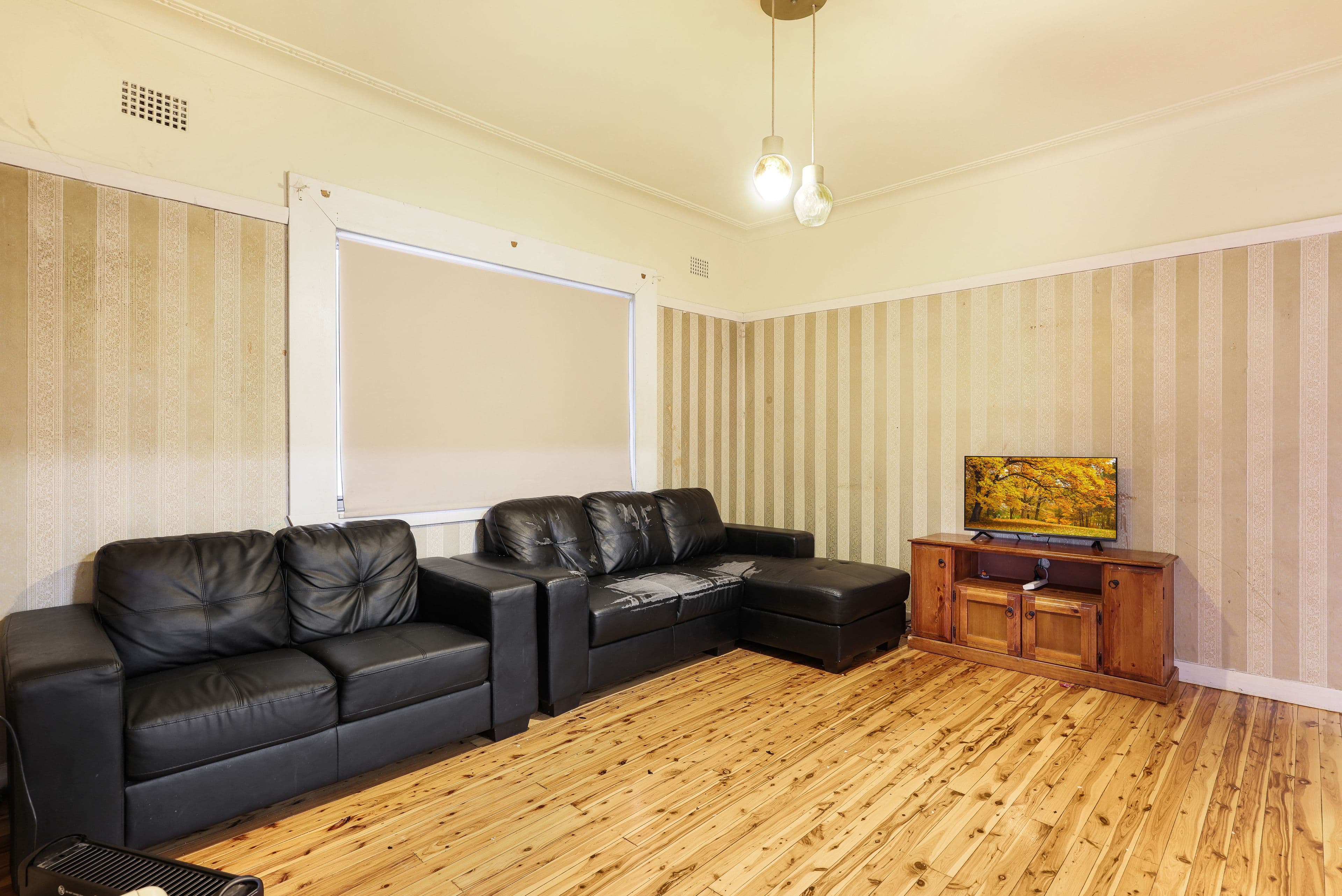 37 Vera Street, Tamworth NSW 2340, South Tamworth - Thumbnail 2