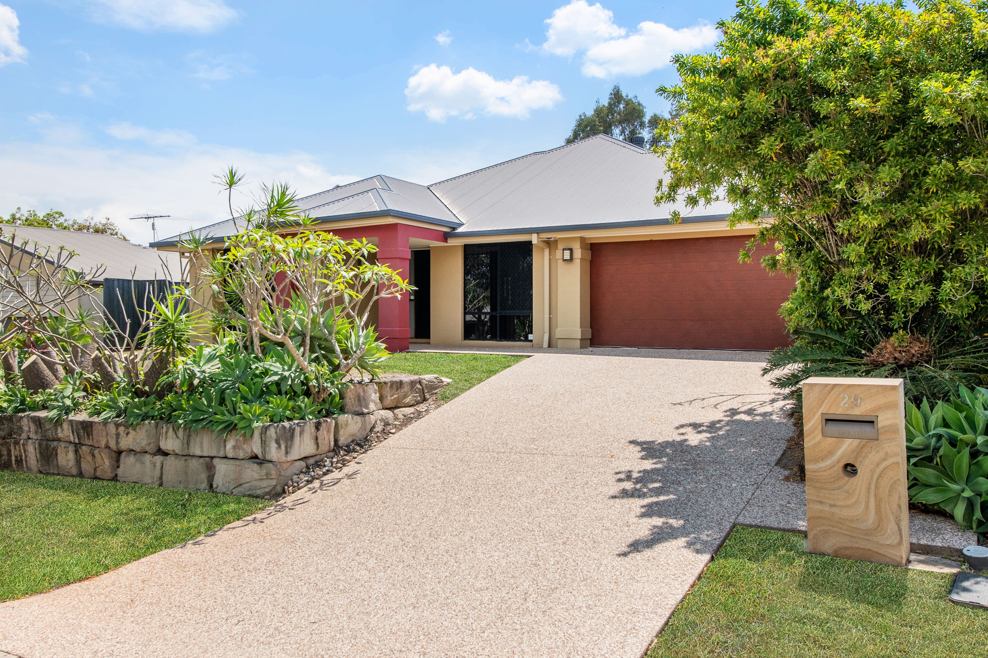 29 Emmaville Crescent, Ormeau QLD 4208, Ormeau - Thumbnail 2