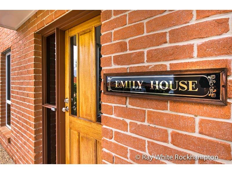 8 Emily Court, NORMAN GARDENS QLD 4701, Norman Gardens - Thumbnail 2