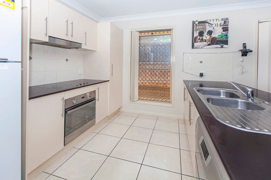12 Greenwood Street, Springfield Lakes QLD 4300, Springfield Lakes - Thumbnail 3