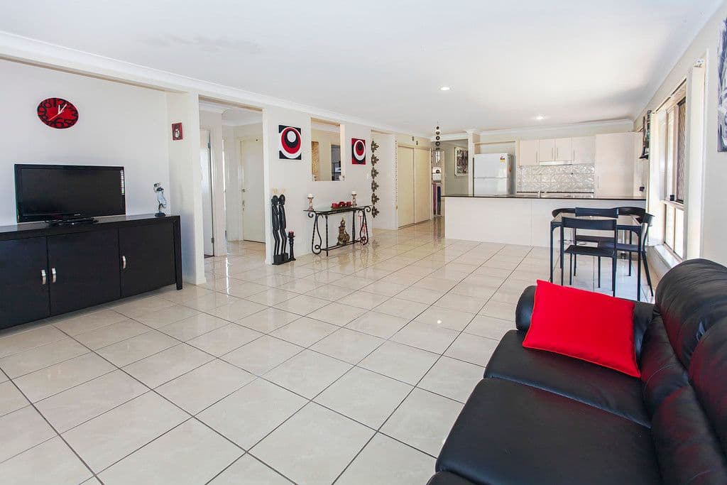 12 Greenwood Street, Springfield Lakes QLD 4300, Springfield Lakes - Thumbnail 7