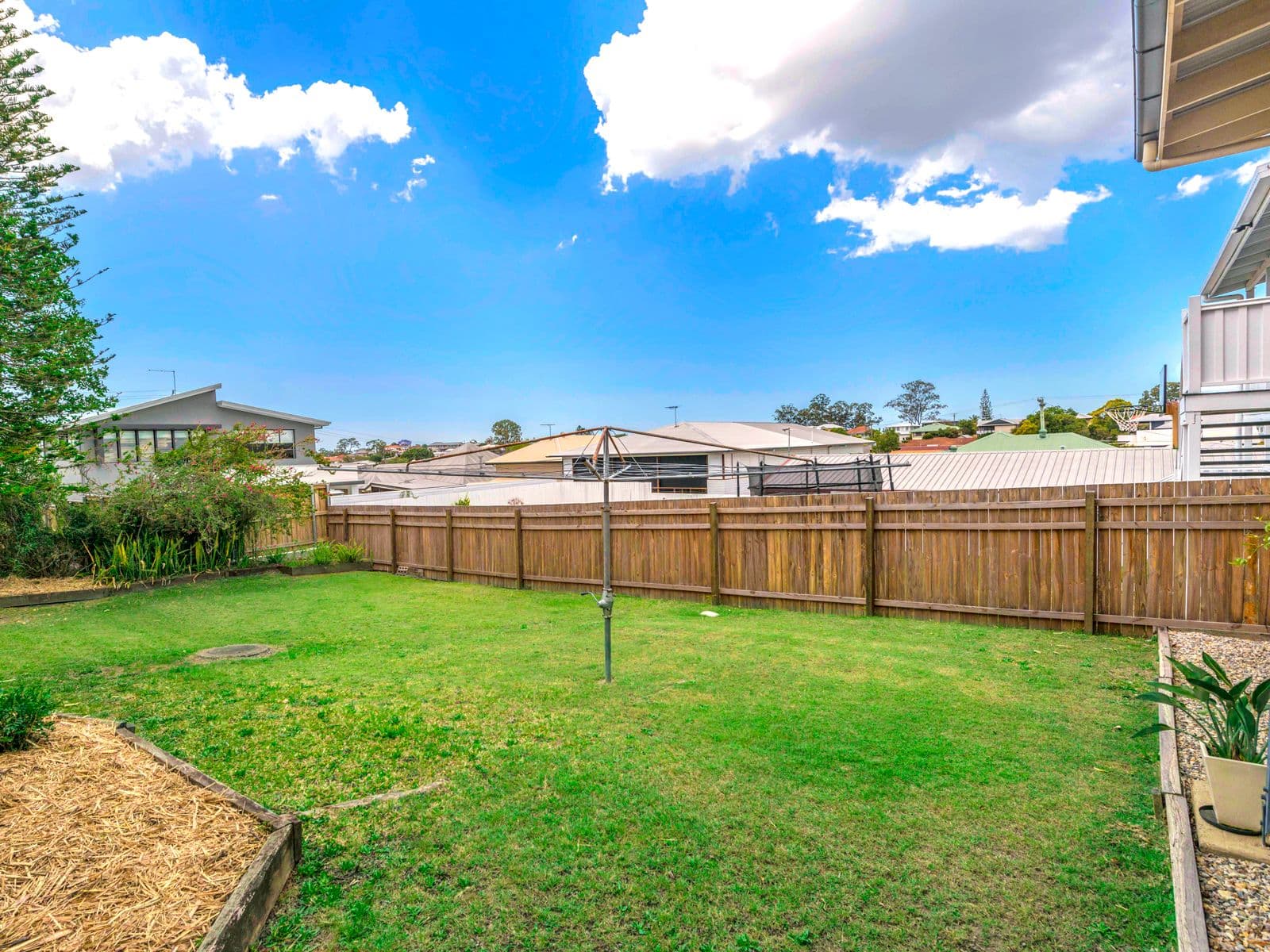 16 Camboor Street, Camp Hill QLD 4152, Camp Hill - Thumbnail 4