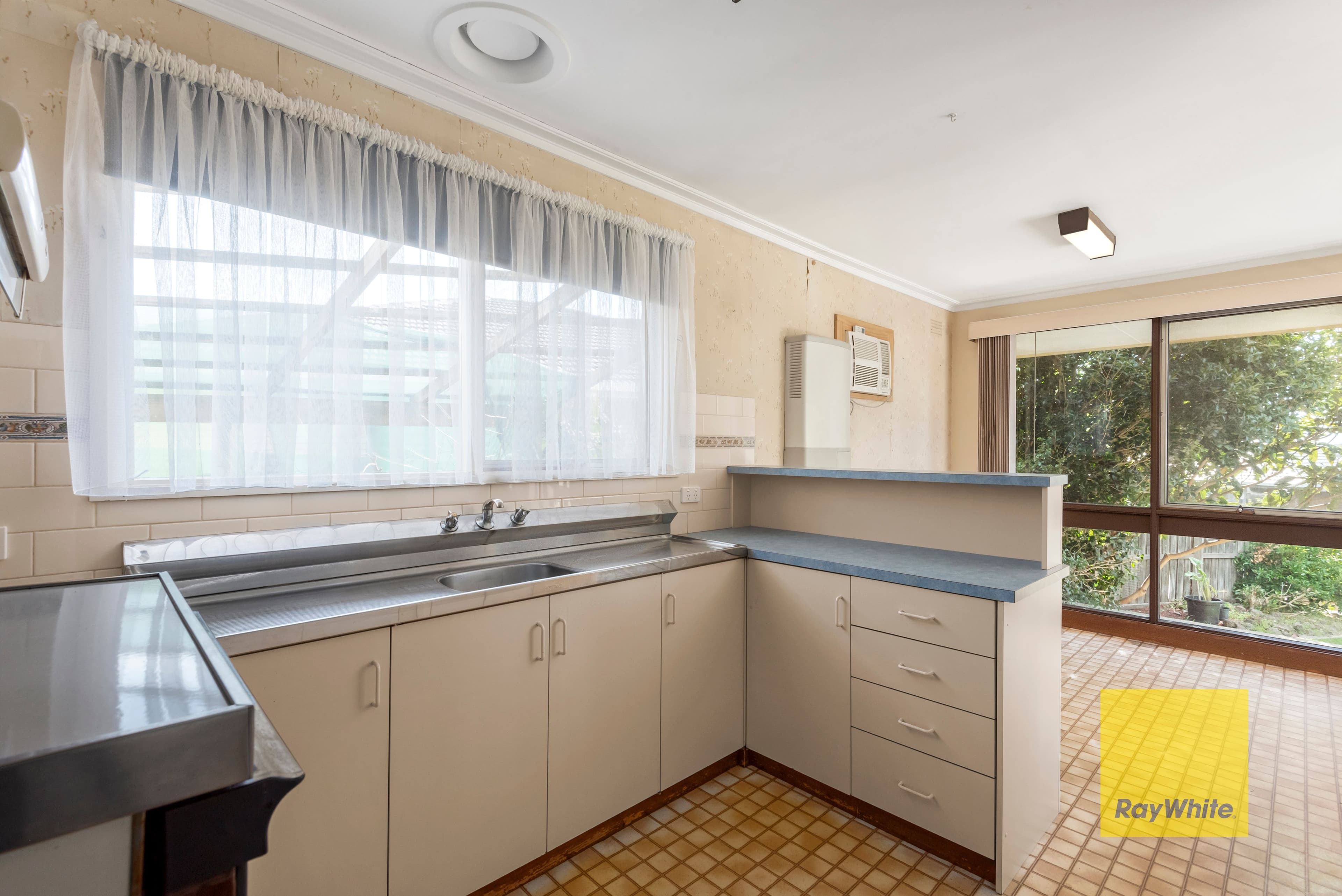 63 Peter Street, Grovedale VIC 3216, Grovedale - Thumbnail 4
