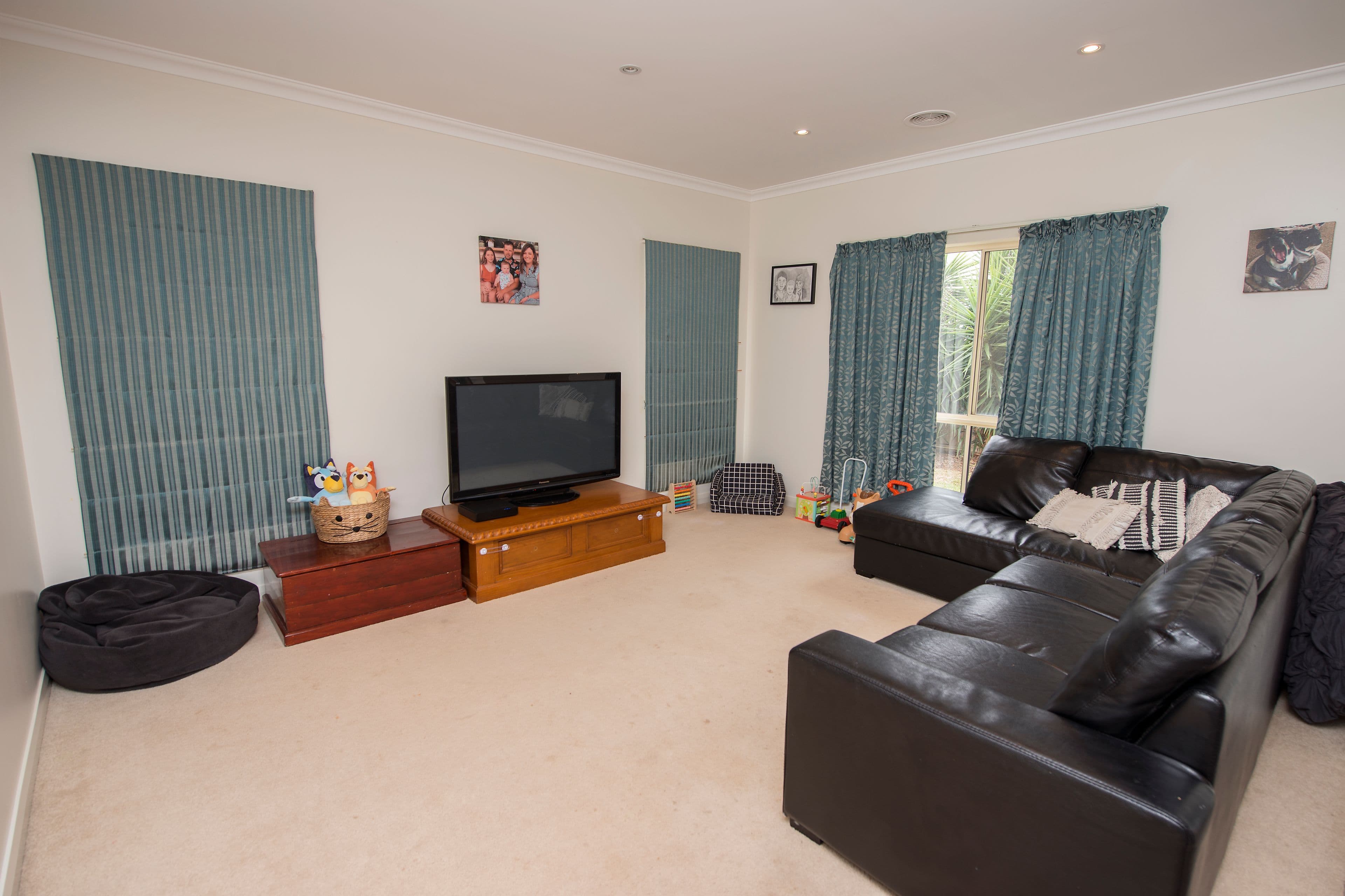 11 Hakea Street, Swan Hill VIC 3585, Swan Hill - Thumbnail 2
