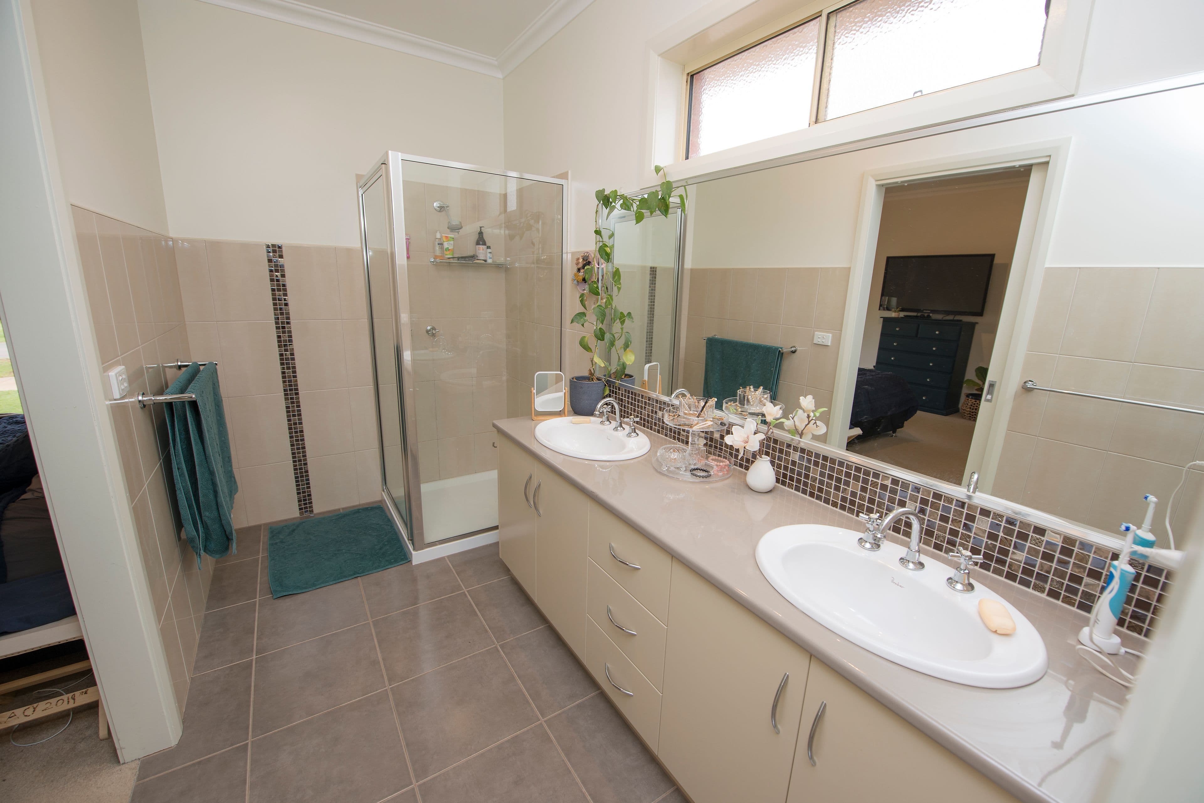 11 Hakea Street, Swan Hill VIC 3585, Swan Hill - Thumbnail 4