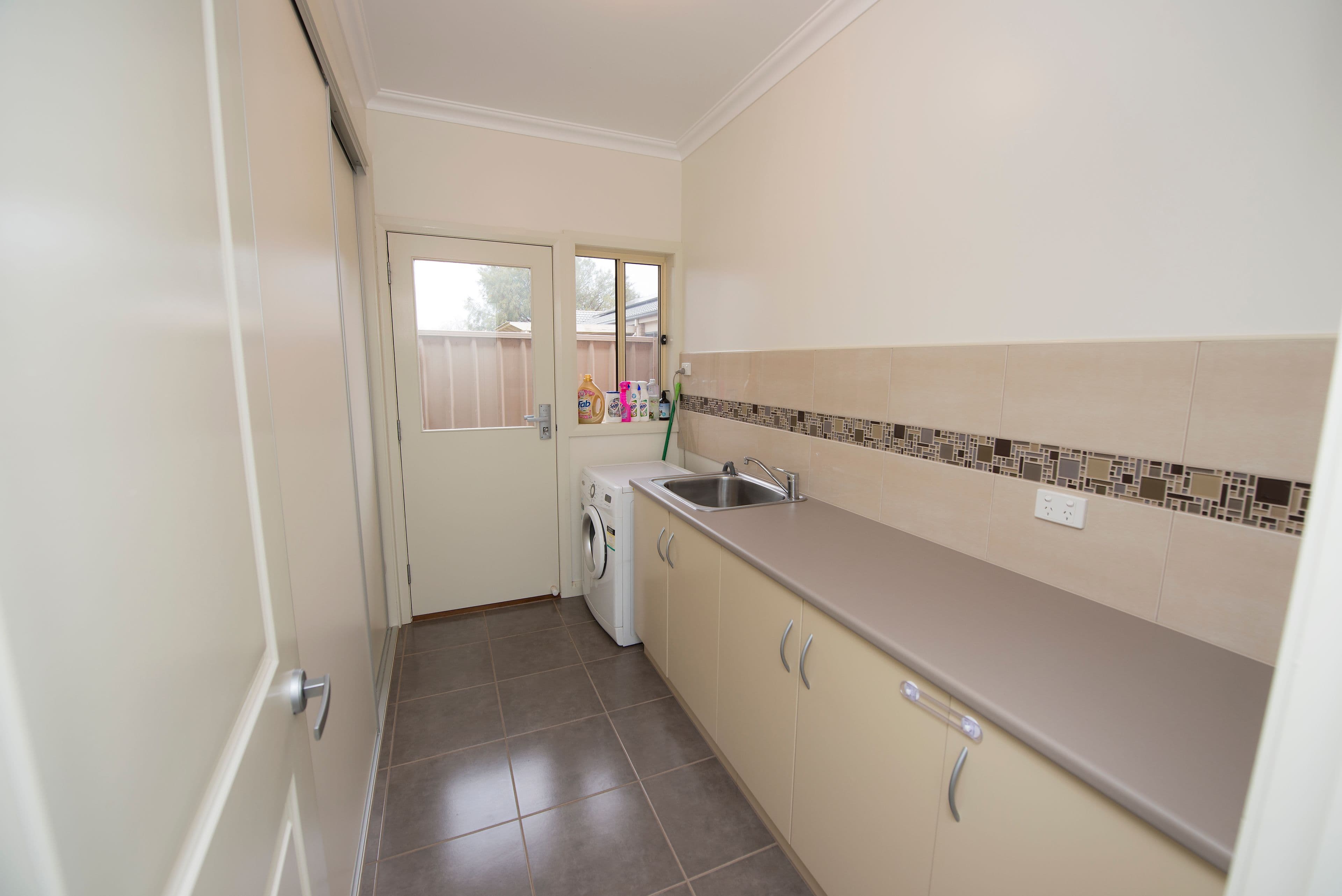 11 Hakea Street, Swan Hill VIC 3585, Swan Hill - Thumbnail 8