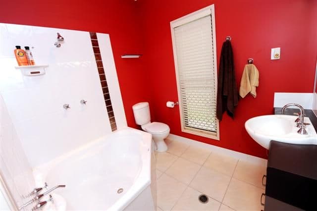 121 Flora Drive, BEECHER QLD 4680, Beecher - Thumbnail 6