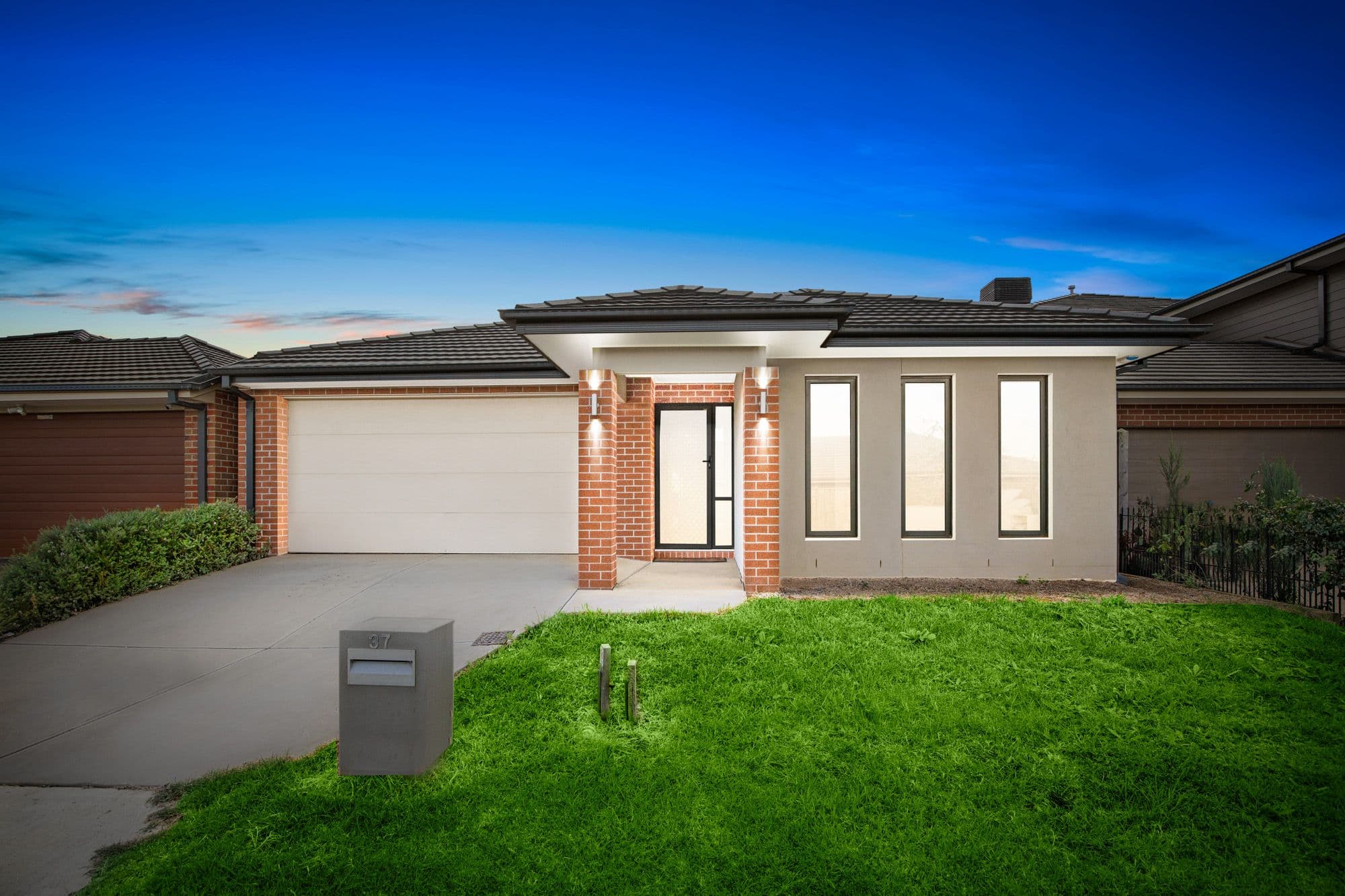 37 Cheyne Street, Werribee VIC 3030, Werribee - Image 1