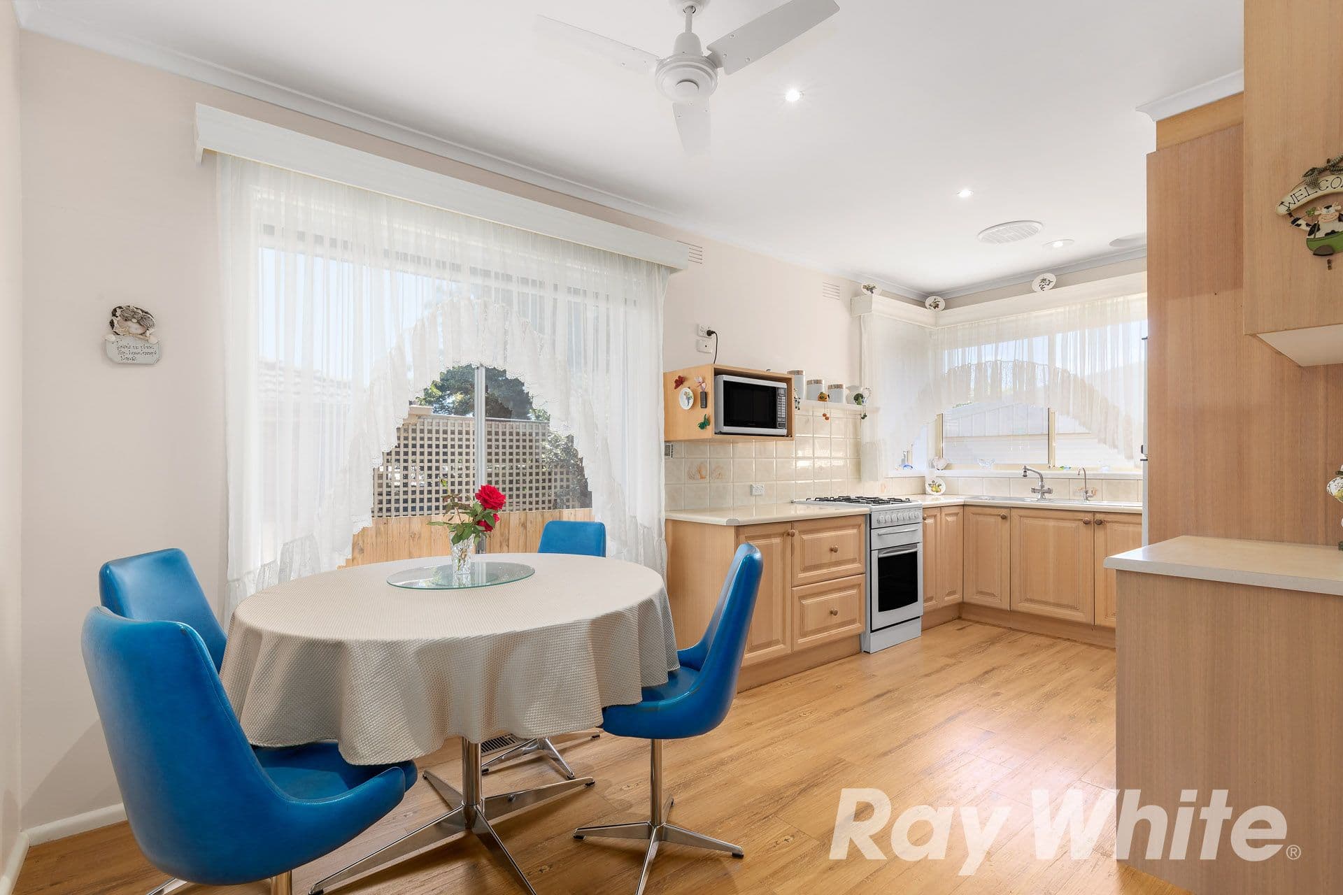 13 Avril Street, Scoresby VIC 3179, Scoresby - Thumbnail 3
