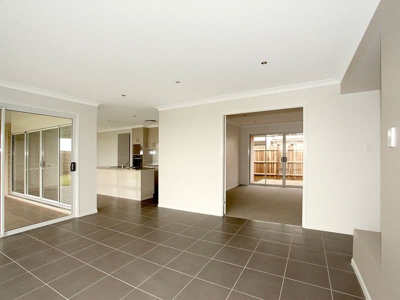 2 Vinnicombe Street, KEARNEYS SPRING QLD 4350, Kearneys Spring - Thumbnail 2