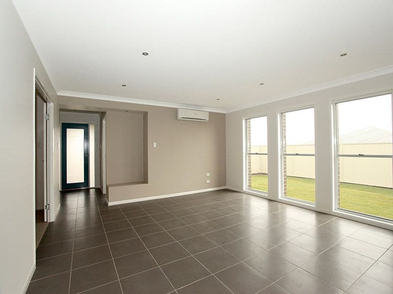 2 Vinnicombe Street, KEARNEYS SPRING QLD 4350, Kearneys Spring - Thumbnail 6