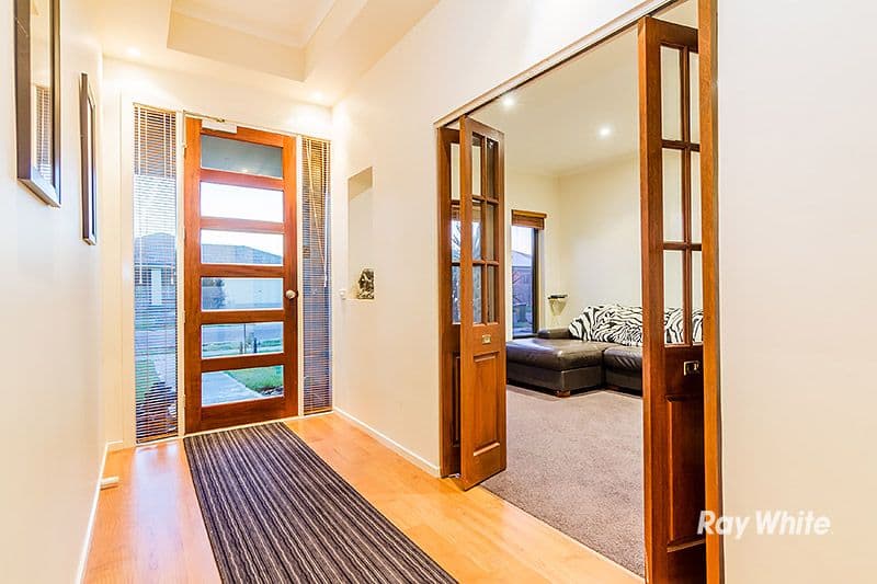 22 Black Caesar Drive, Cranbourne East VIC 3977, Cranbourne East - Thumbnail 4