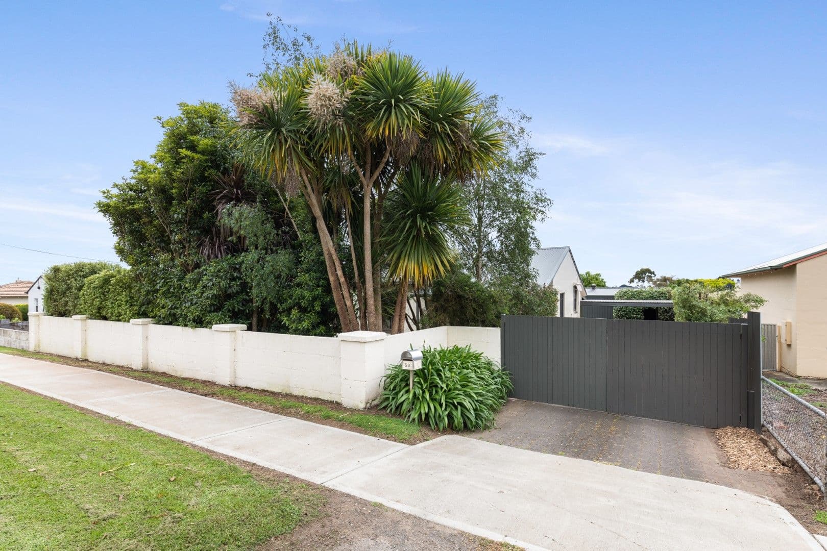 59 Lake Terrace East, Mount Gambier SA 5290, Mount Gambier - Thumbnail 2