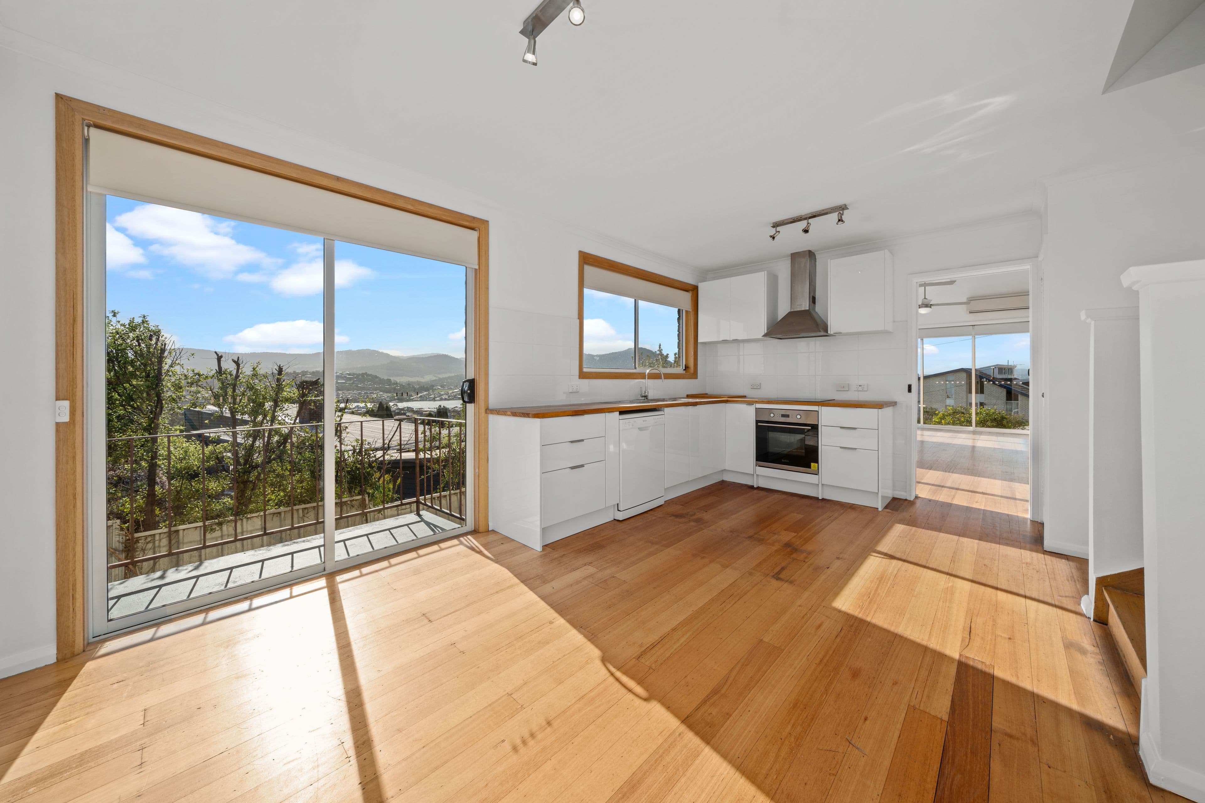 4 Acacia Court, Austins Ferry TAS 7011, Austins Ferry - Thumbnail 5