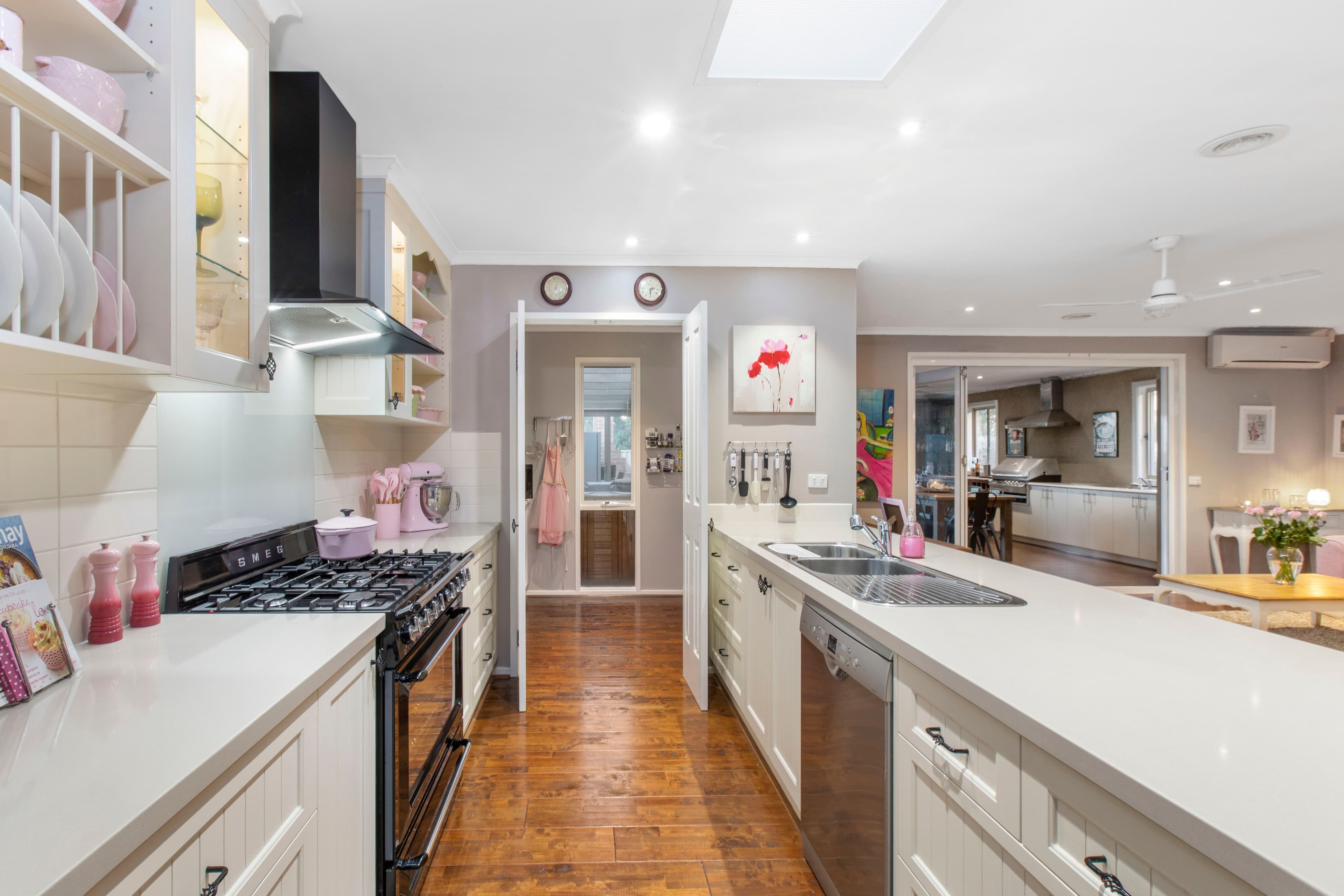 11 Rachael Court, Pakenham VIC 3810, Pakenham - Thumbnail 2