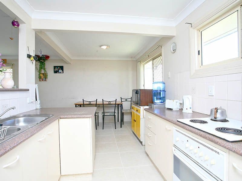 16 LIMERICK Street, ACACIA RIDGE QLD 4110, Acacia Ridge - Thumbnail 2